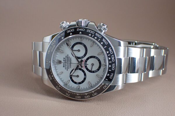 久しぶりの入荷　デイトナ　Ref.126500LN　ホワイト