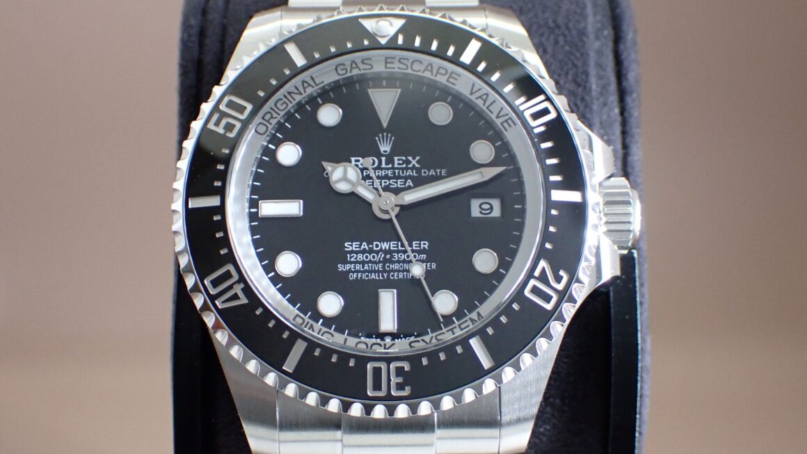 ハイスペック仕様　ディープシー　Ref.136660　ブラック