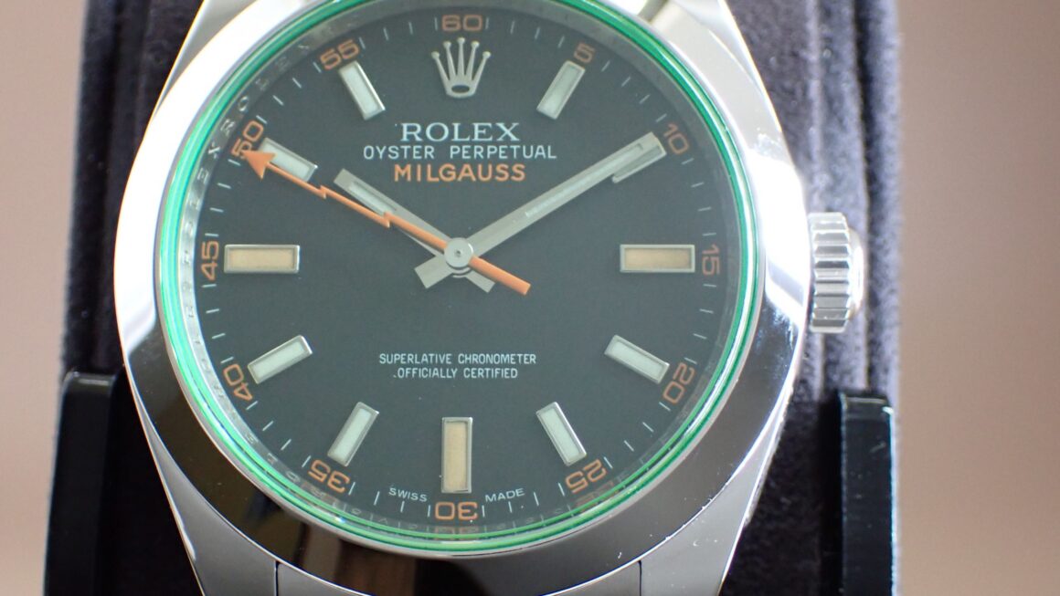 目が離せないミルガウス　Ref.116400GV　ブラック