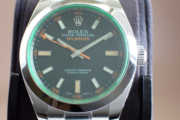 目が離せないミルガウス　Ref.116400GV　ブラック