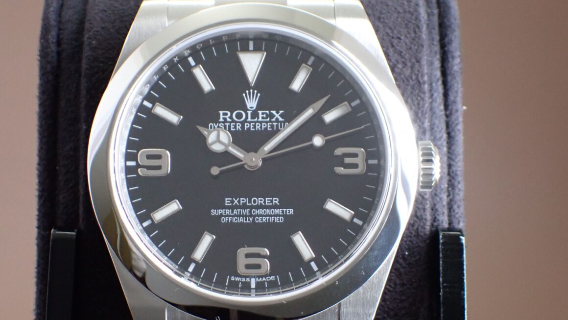 こだわりのブラックアウト仕様　エクスプローラー　Ref.214270