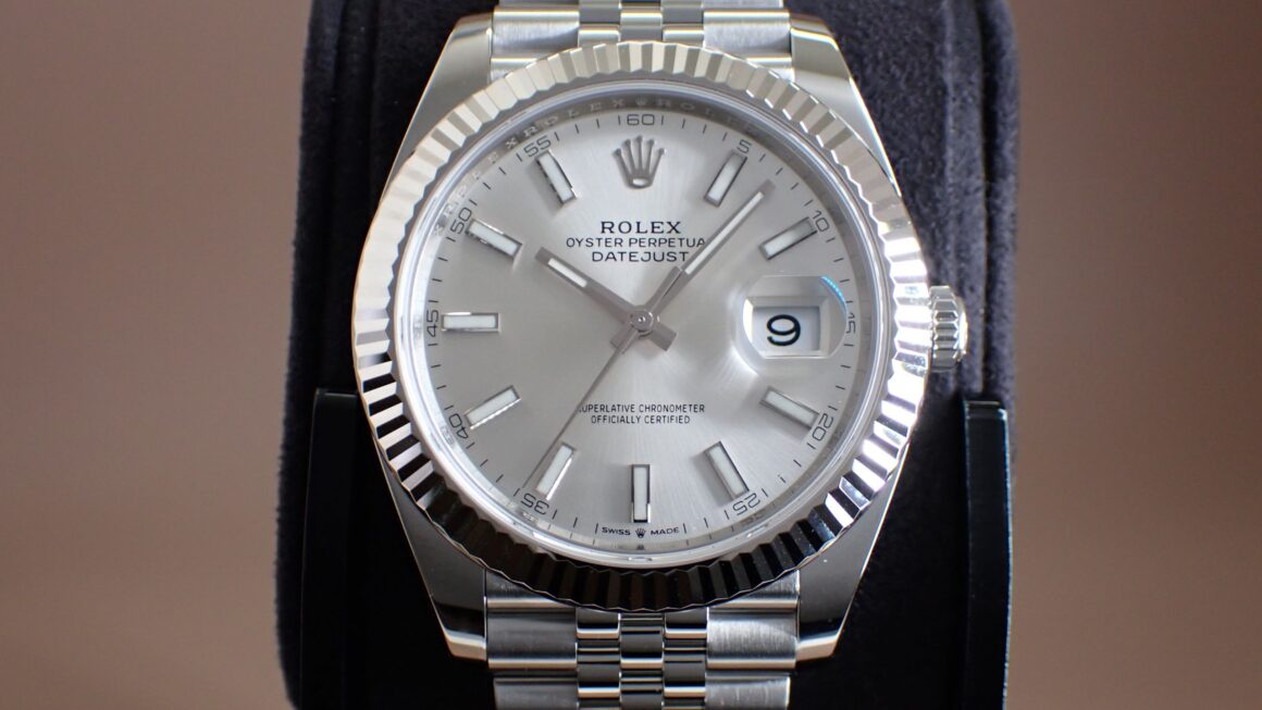 伝統かつ革新的なデザイン　デイトジャスト　Ref.126334