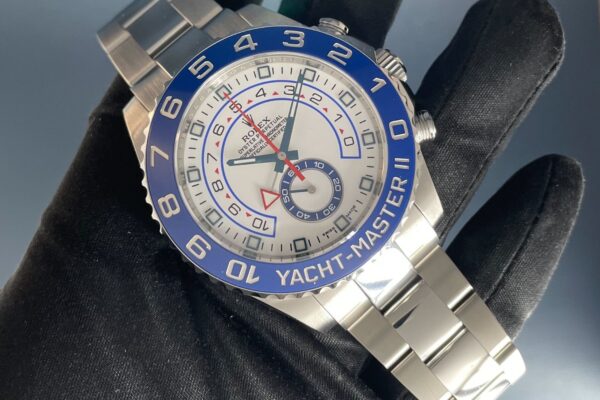 人を選ぶ時計ではありますが（Ref.116680）